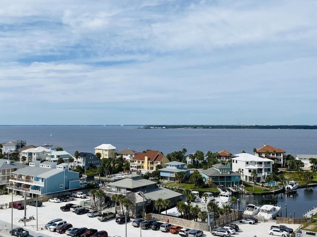 Ocean Front Penthouse Suite Panoramic Views Of Gulf,Pensacola Beach,Pier, & Bay Exterior photo