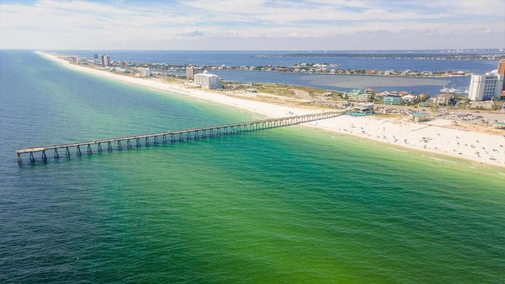 Ocean Front Penthouse Suite Panoramic Views Of Gulf,Pensacola Beach,Pier, & Bay Exterior photo